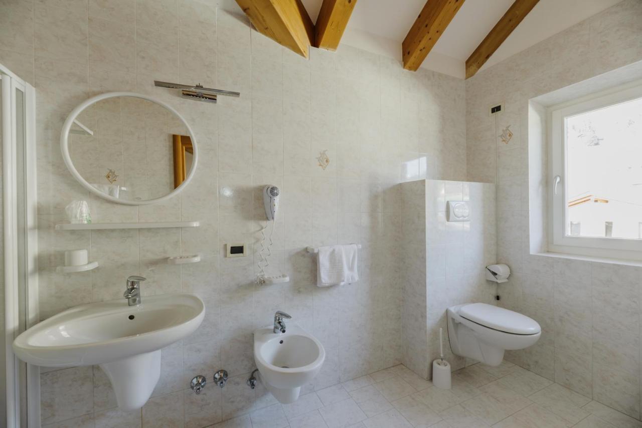 Hotel Rosa Wellness & Spa Vigo di Fassa Eksteriør billede