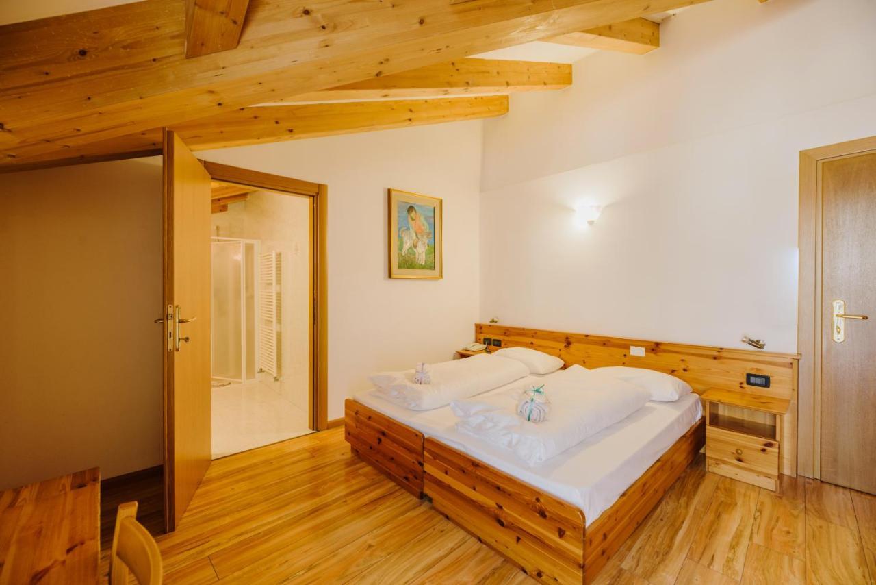 Hotel Rosa Wellness & Spa Vigo di Fassa Eksteriør billede